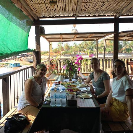 St 63 Home Stay & Tour Kampong Khleang 외부 사진