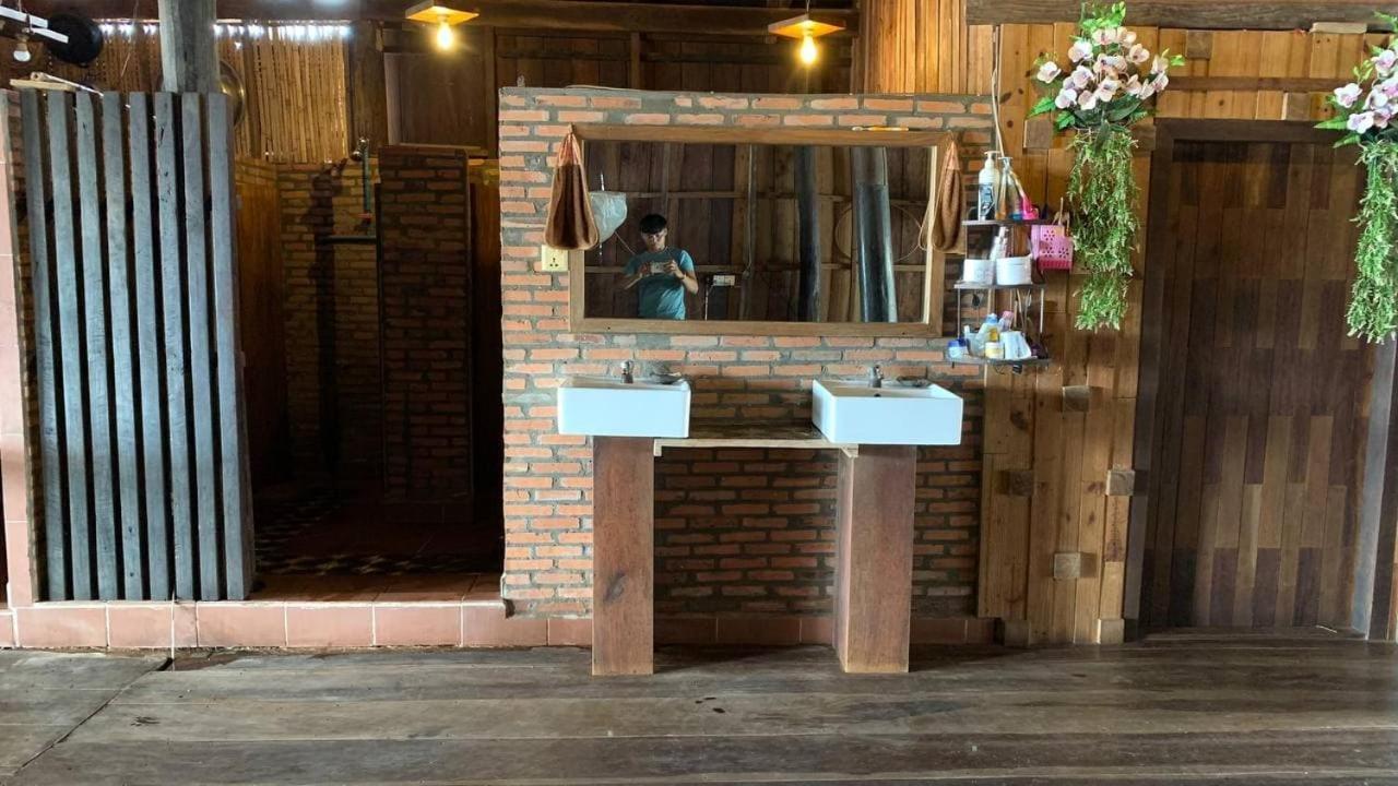 St 63 Home Stay & Tour Kampong Khleang 외부 사진