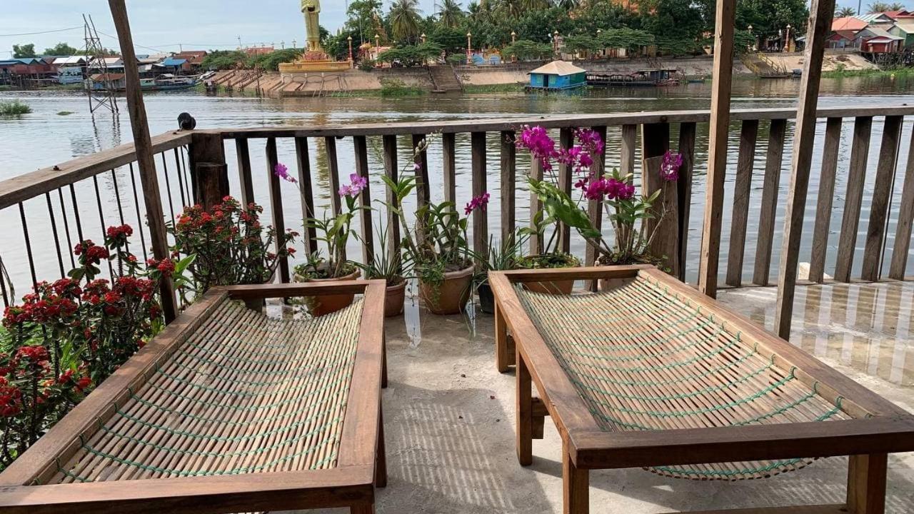 St 63 Home Stay & Tour Kampong Khleang 외부 사진