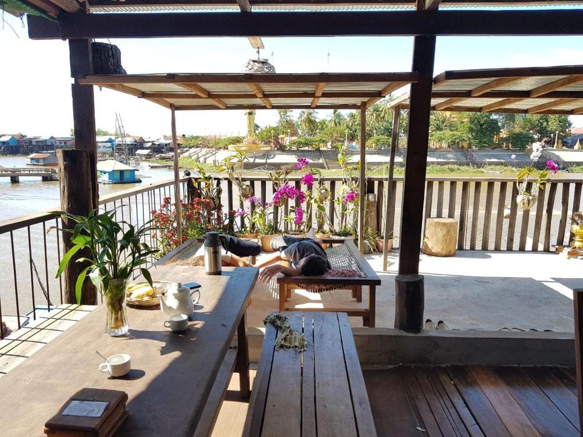 St 63 Home Stay & Tour Kampong Khleang 외부 사진